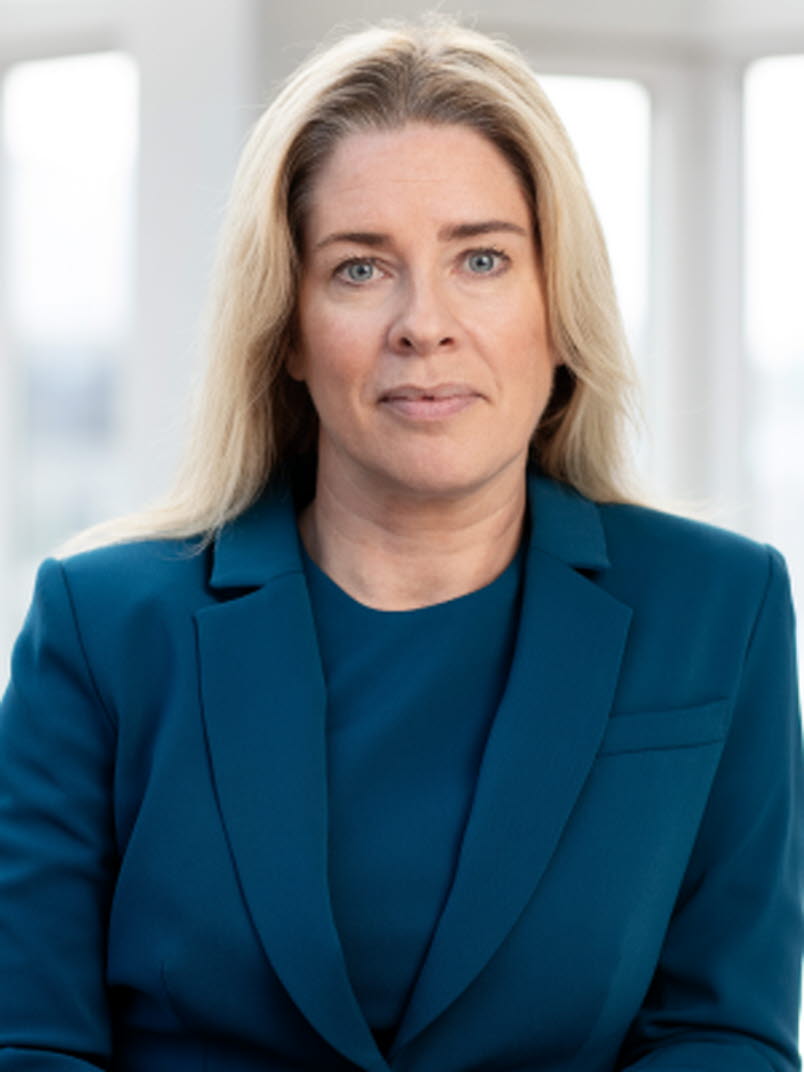 Aino Bunge, Deputy Governor.