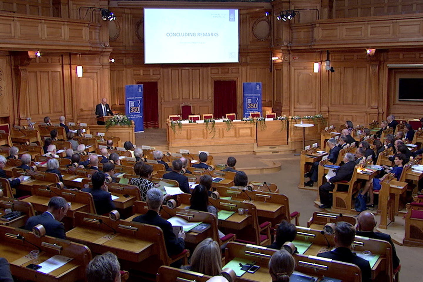 Stefan Ingves håller tal