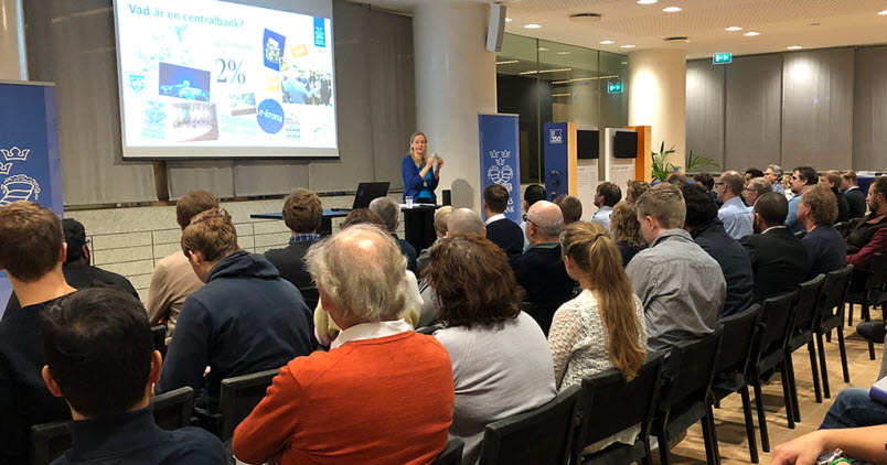 Vice riksbankschef Cecilia Skingsley nledde Riksbanksdagen med att berätta om centralbankens roll i samhället och viktiga frågor som Riksbanken arbetar med.